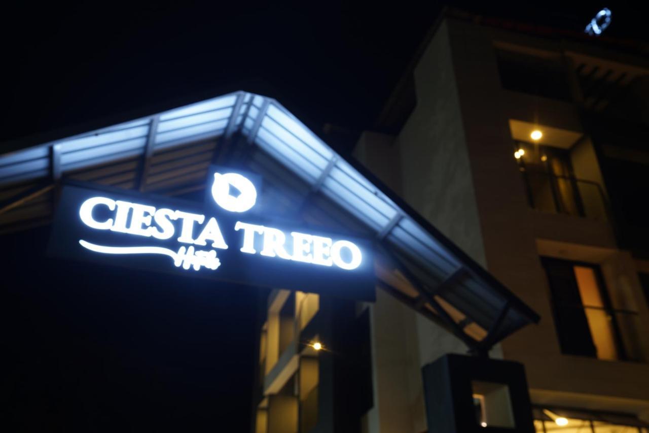 Ciesta Treeo Hotel Lonavala Exterior photo